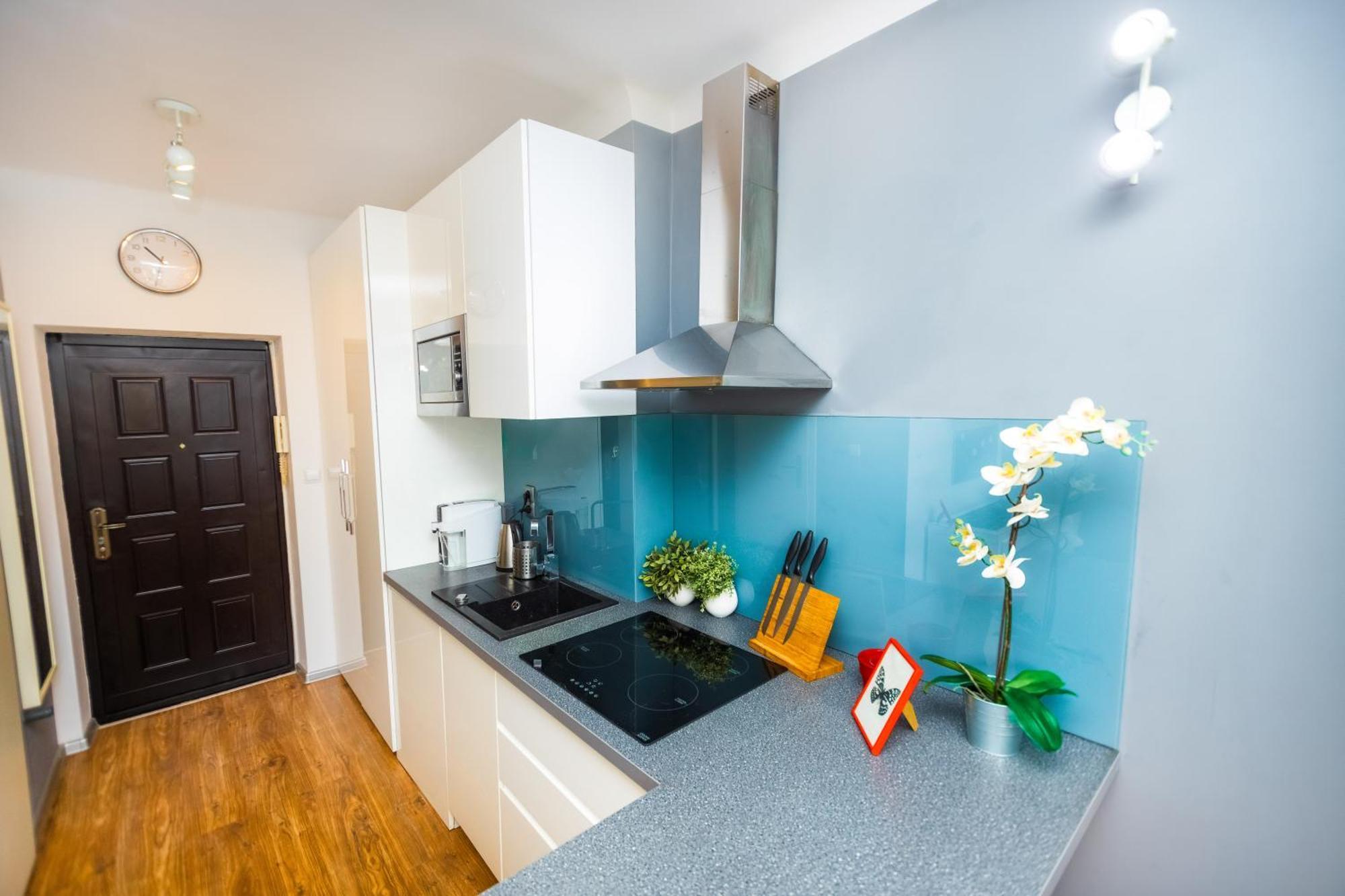 Cozy Studio Next To The Metro And City Center Varsavia Esterno foto