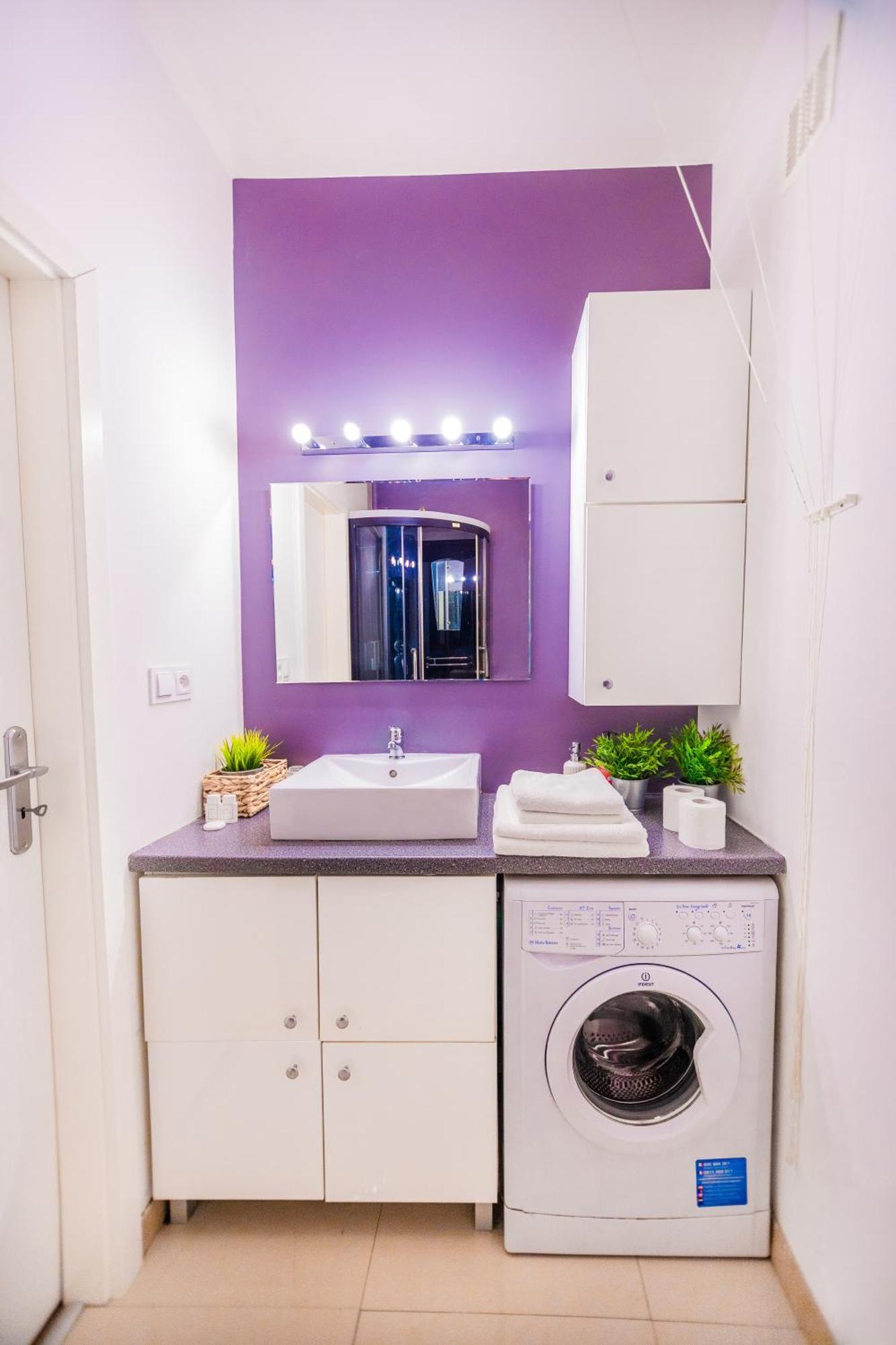 Cozy Studio Next To The Metro And City Center Varsavia Esterno foto